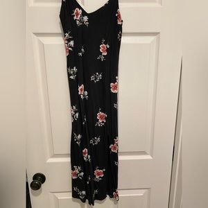 Spaghetti strap floral print dress with slit